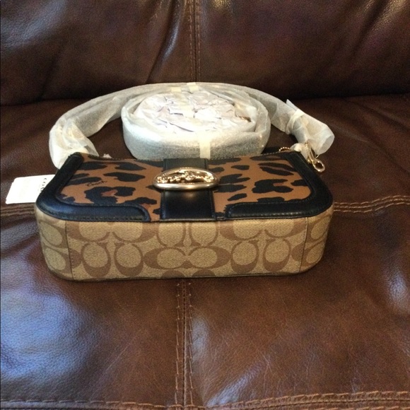 NWT Coach Georgie Baguette - Picture 6 of 8